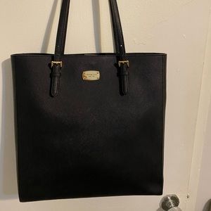 Michael Kors Jet Set Tote